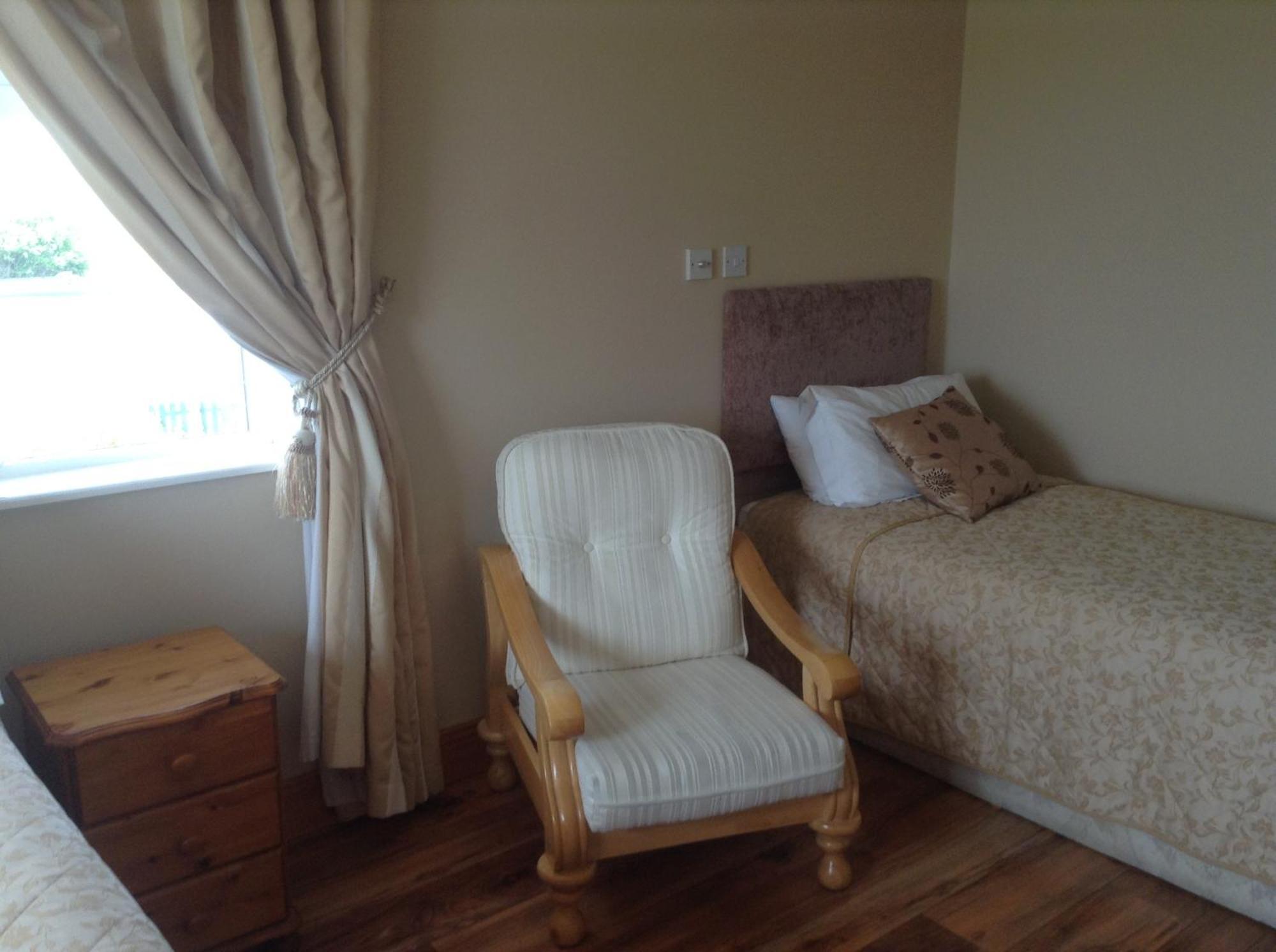 Hillcrestview Kilrush Exterior photo