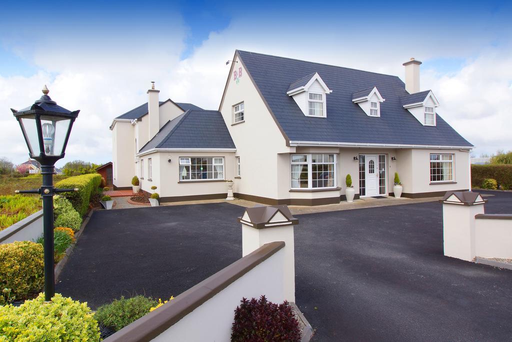 Hillcrestview Kilrush Exterior photo